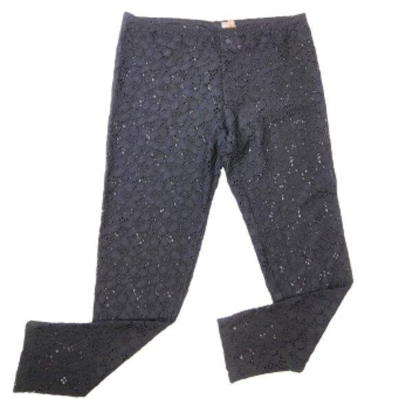 𝅺LACE Leggings or Tights - Picture 2 of 13